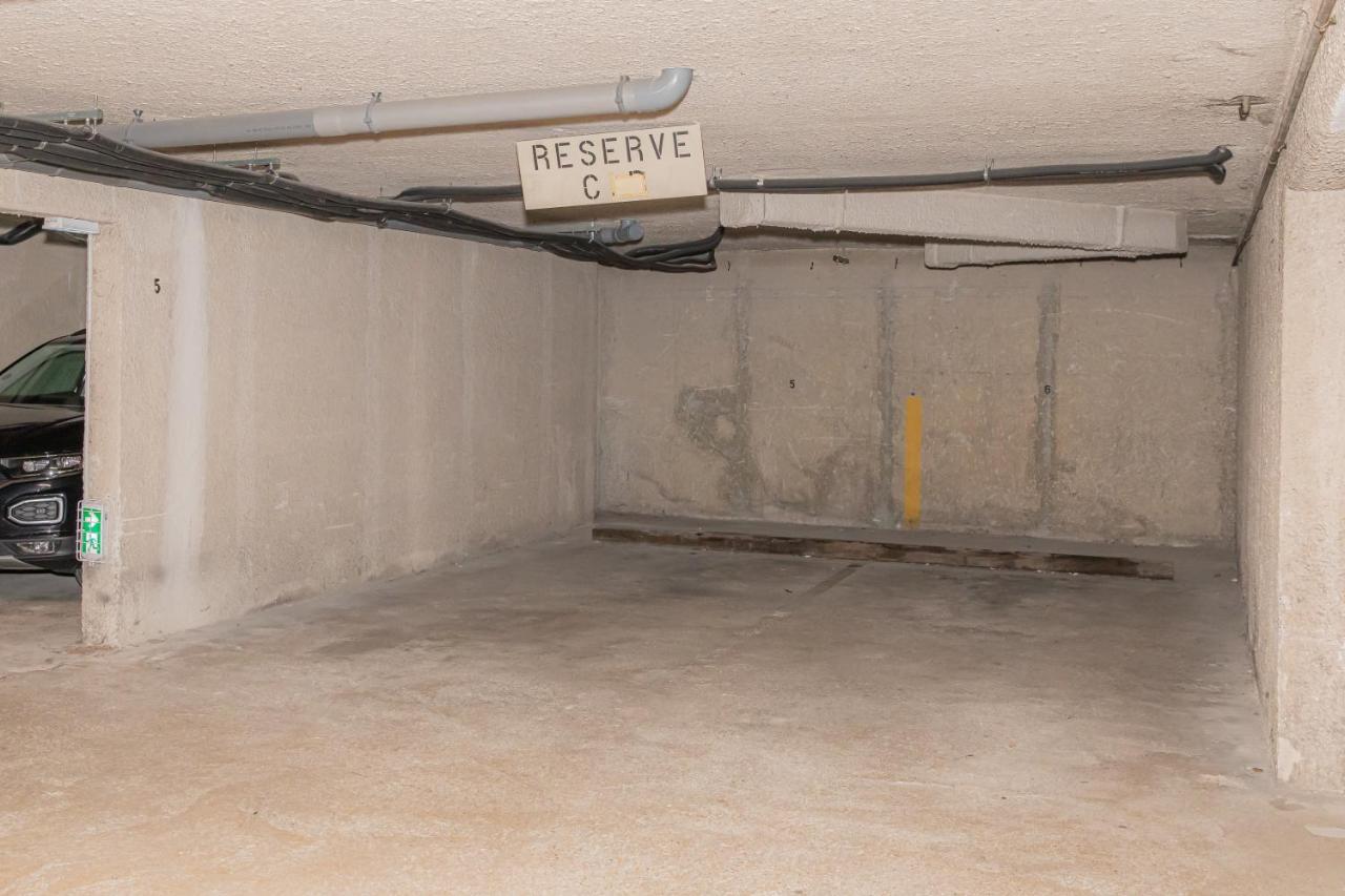 דיז'ון Suite Romanee 6 Personnes Vue Cathedrale 2 Places De Parking מראה חיצוני תמונה